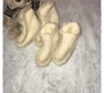 Foto vlnené kojenecké a detské papučky z ovčieho runa "prírodné biele"